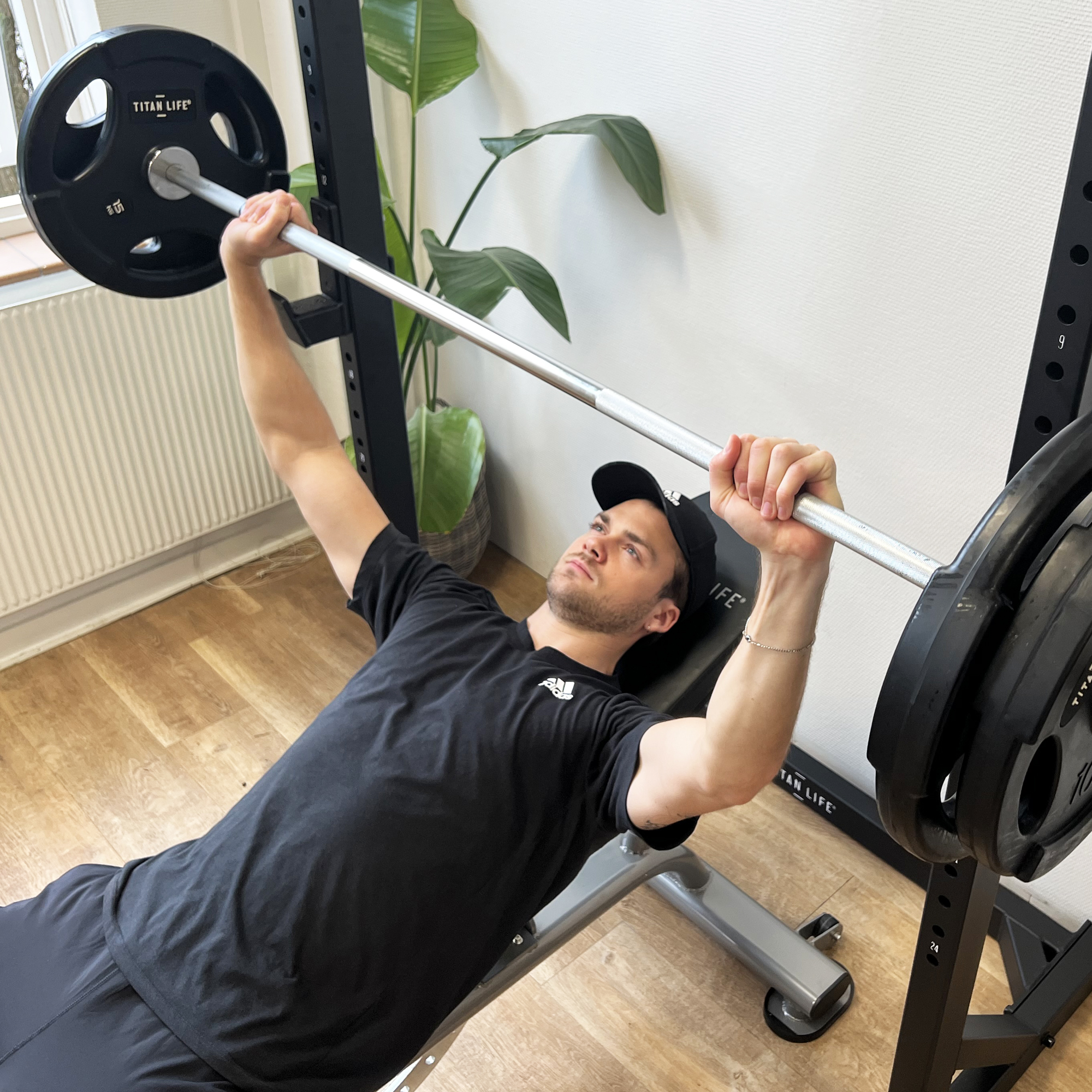 TITAN LIFE Bar, 20 kg, 220cm, Dia, 50mm