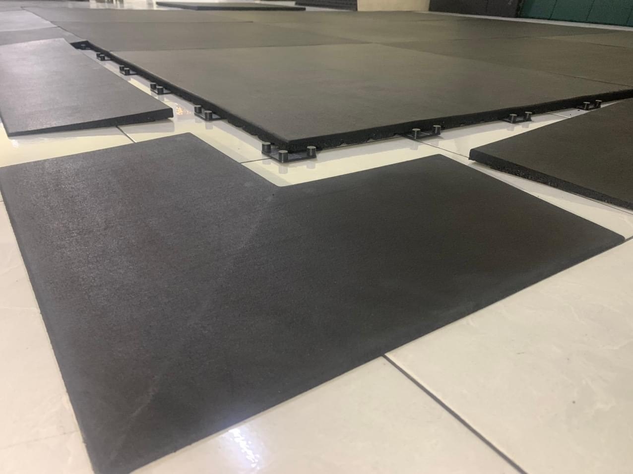 Ergotile Quad C4 Easy Connect Inkl. 7 Easy Connectorer/M2, 1000 x 1000 mm - 15% Grå