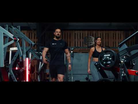 Hammer Strength Plate Loaded Belt Squat w/dip hand