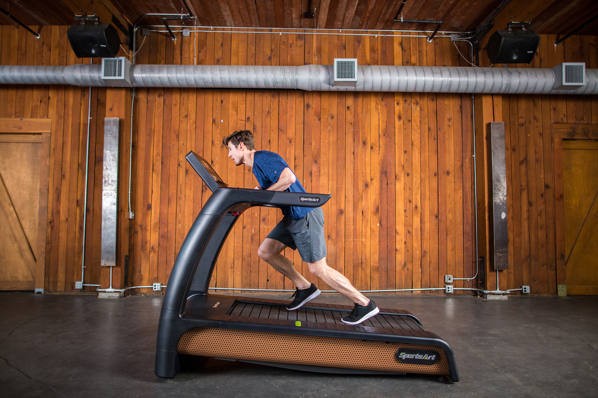 SportsArt N685 Non-motorized Treadmill